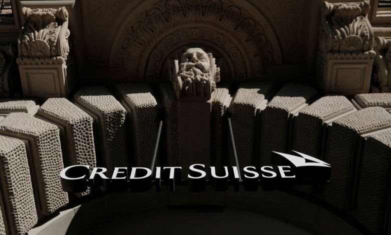 Calificación de Credit Suisse Group rebajada por S&P