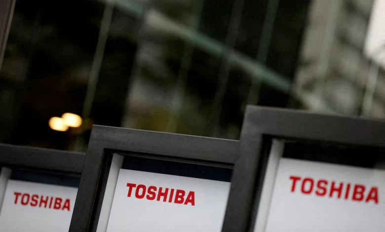 Los directores de Toshiba intercambian críticas a las declaraciones públicas