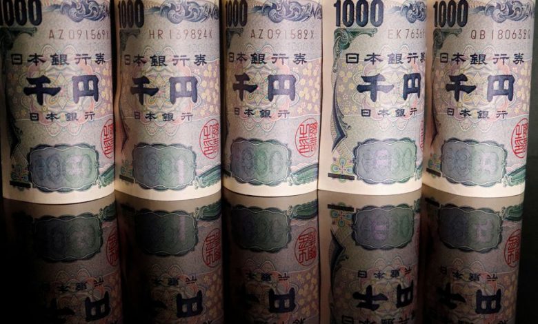 Japón plantea amenazas de intervención después de que el yen cae más allá del nivel clave de 150